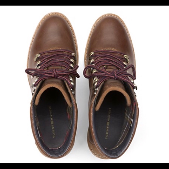 NOT FOR SALE Tommy Hilfiger hiker boot w/ heel - Picture 4 of 4